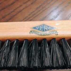 Vintage Vero Shining Show Brush